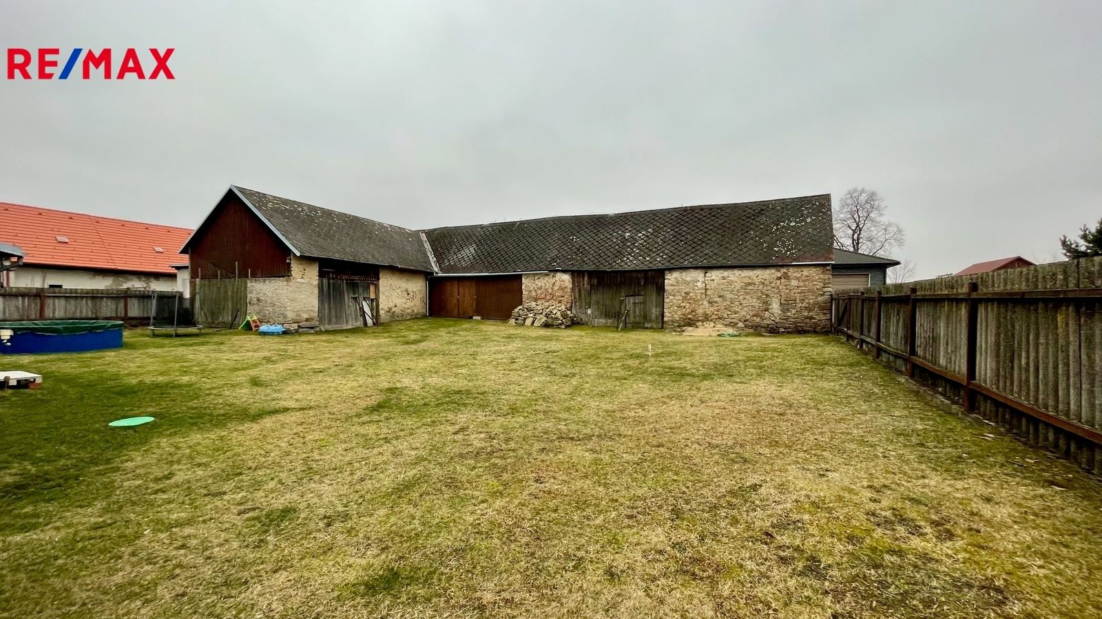 Rodinné domy, Jihlávka, 350 m²