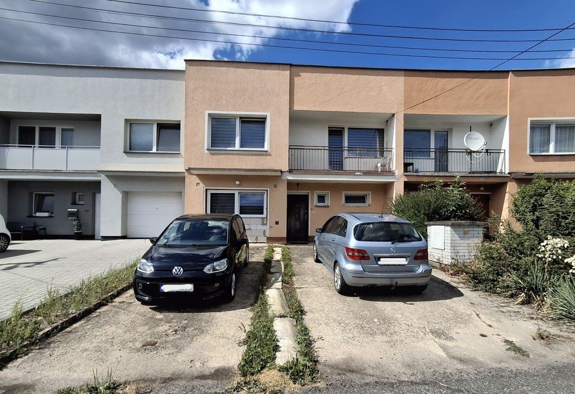 Rodinné domy, Nová, Skalná, 120 m²