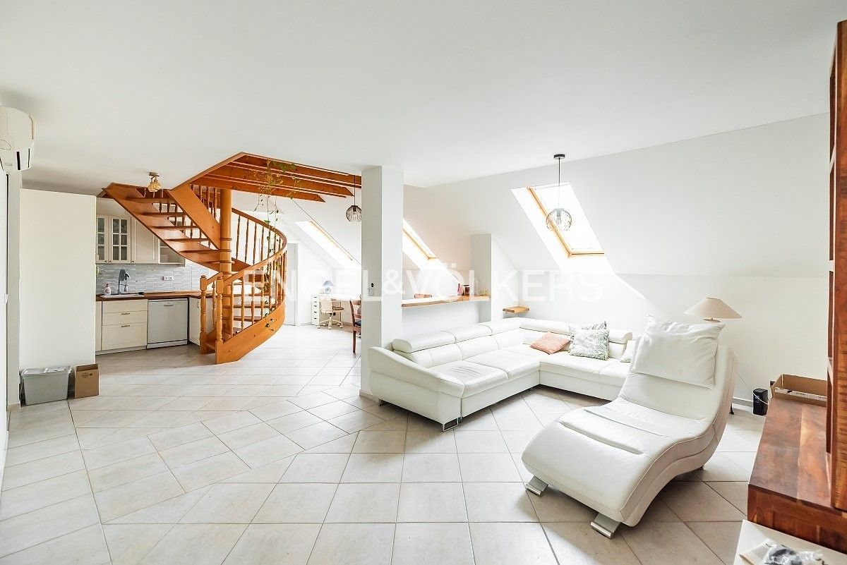 3+kk, Ostrovní 1448, Praha Nové Město, 90 m² - 1