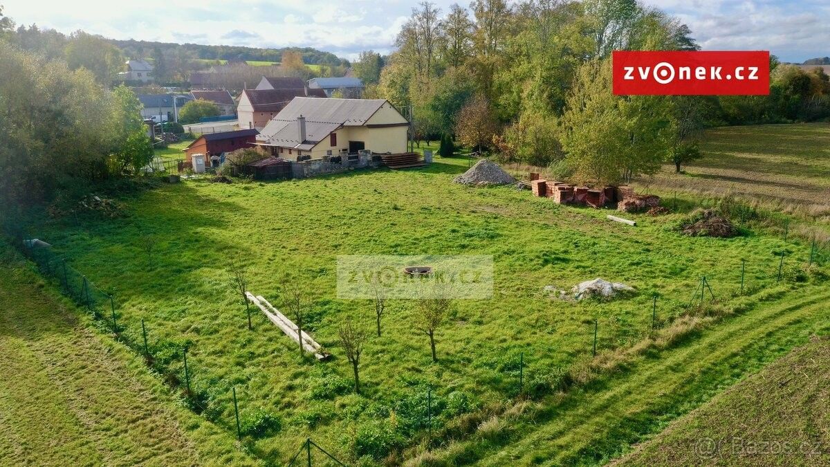 Prodej pozemek pro bydlení - Dřevohostice, 751 14, 1 921 m²