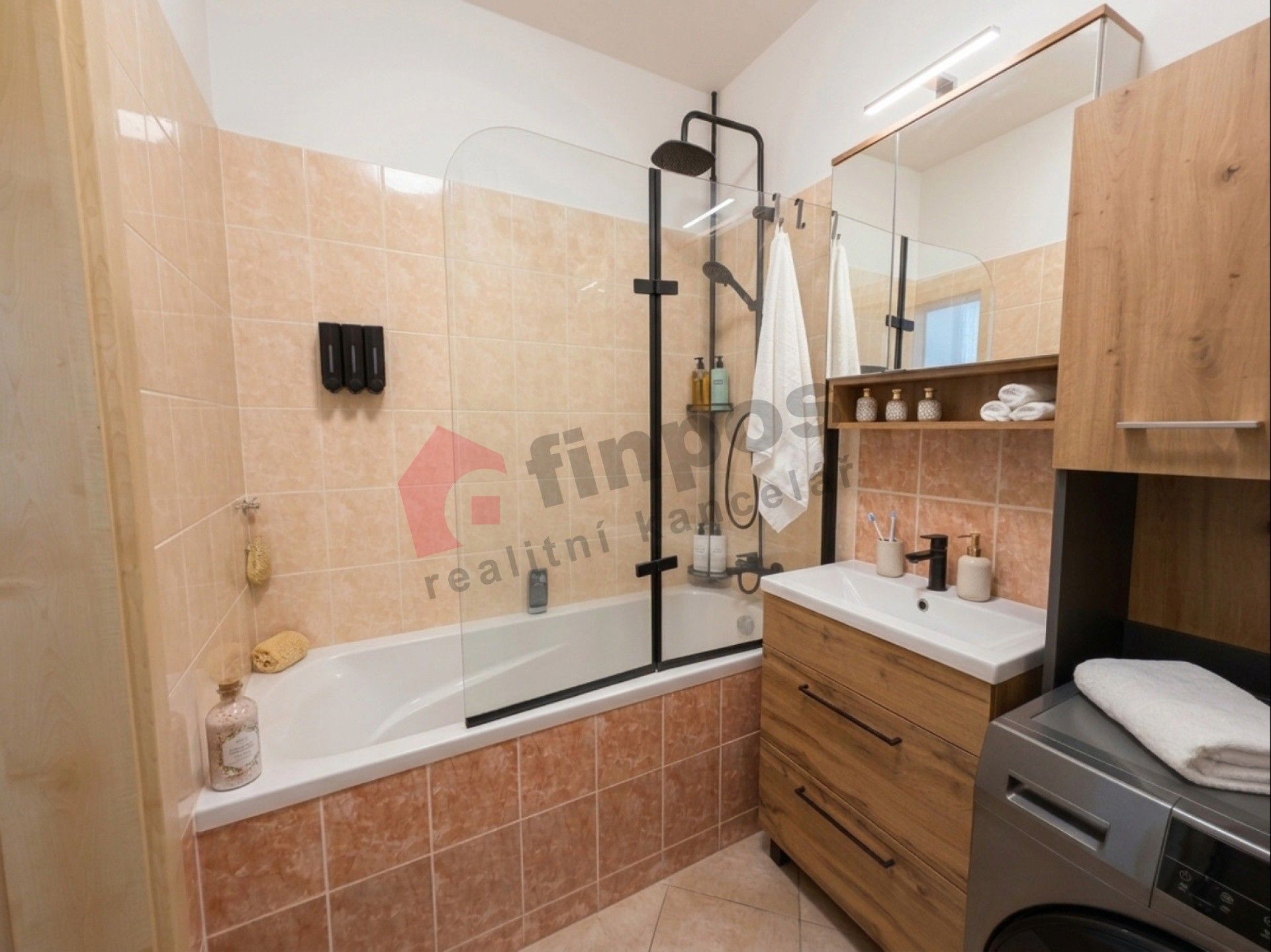 Pronájem byt 2+kk - Farkašova  , Praha Kyje, 52 m² - 5