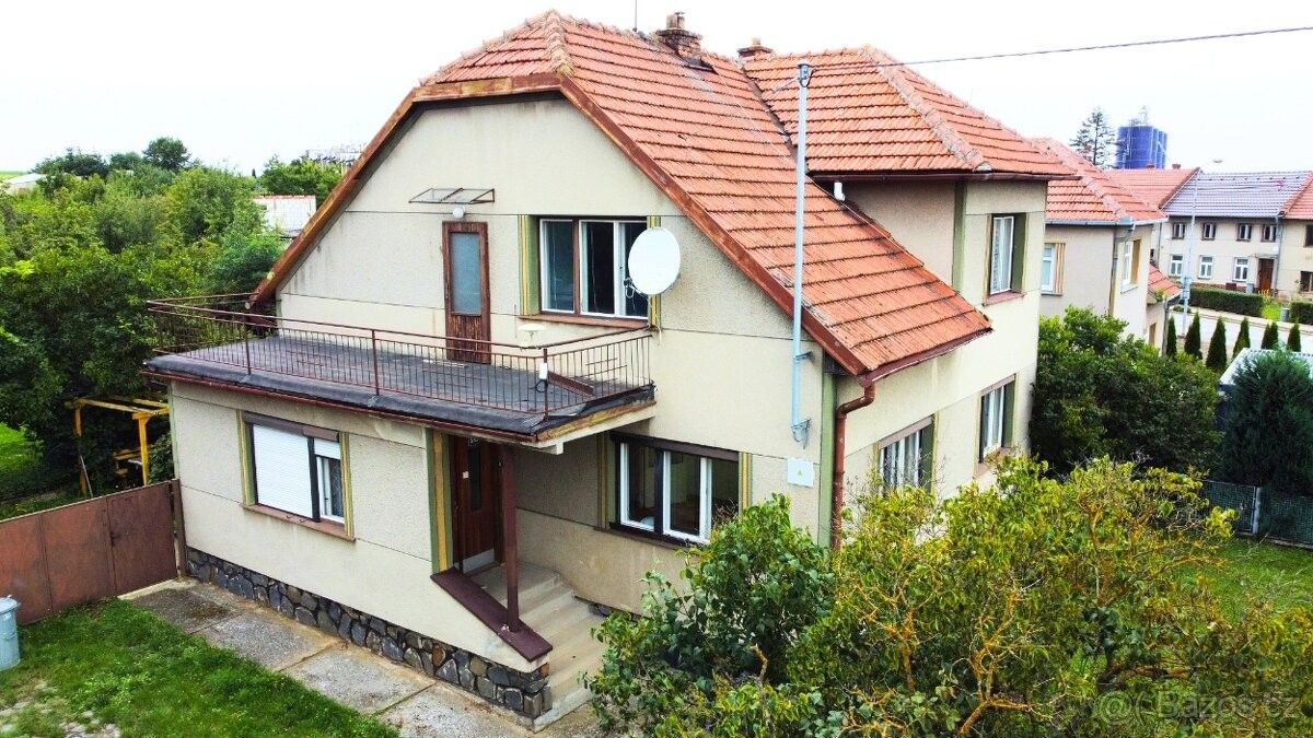 Prodej byt 2+1 - Morkovice-Slížany, 768 33, 1 048 m²