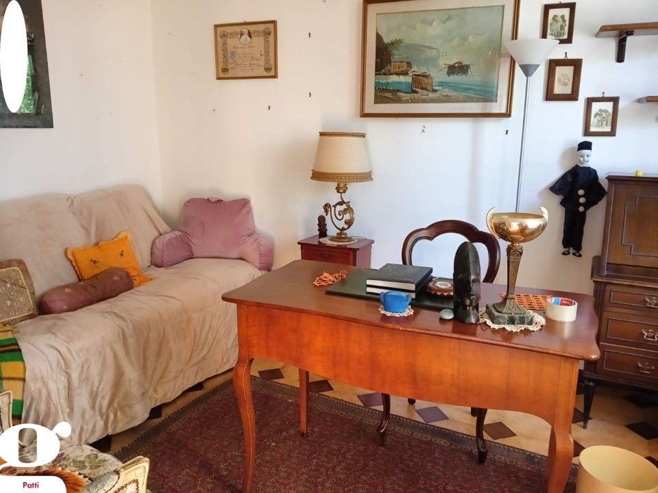 Prodej byt - 987 66, Zahraničí