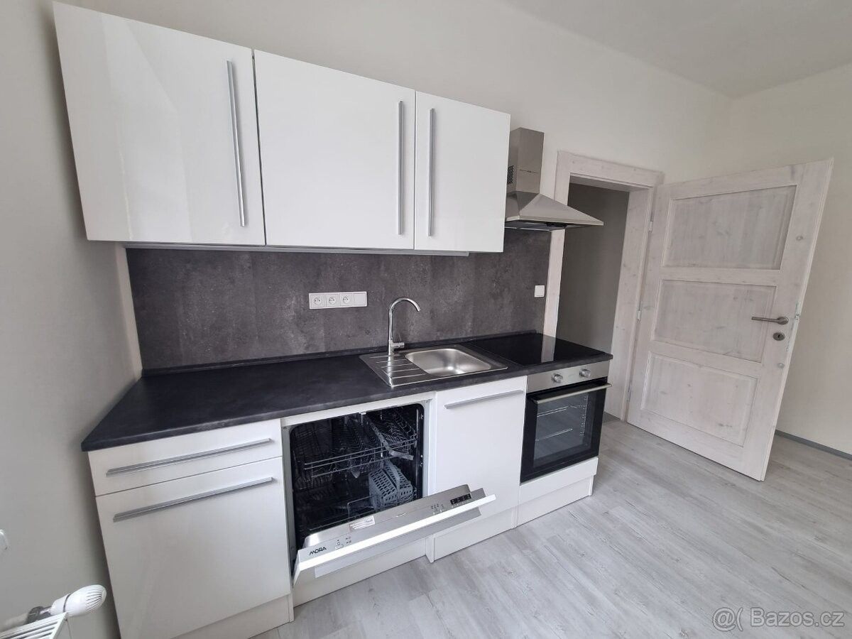 Byty, Benešov nad Ploučnicí, 407 22