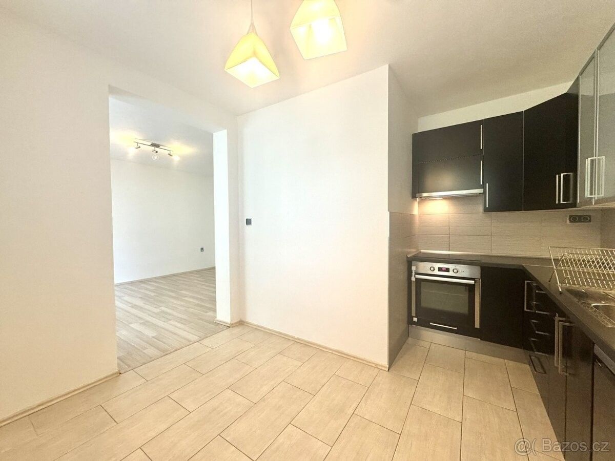 Pronájem byt - Bavory, 692 01