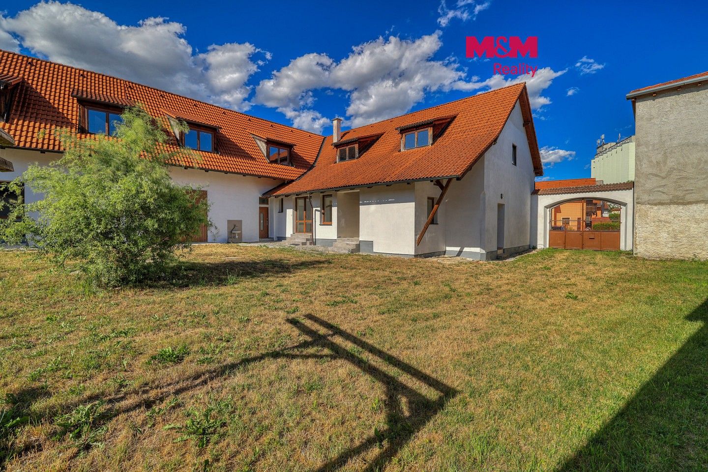 Rodinné domy, Horažďovice, okres Klatovy, Plzeňský kraj, 260 m² - 1
