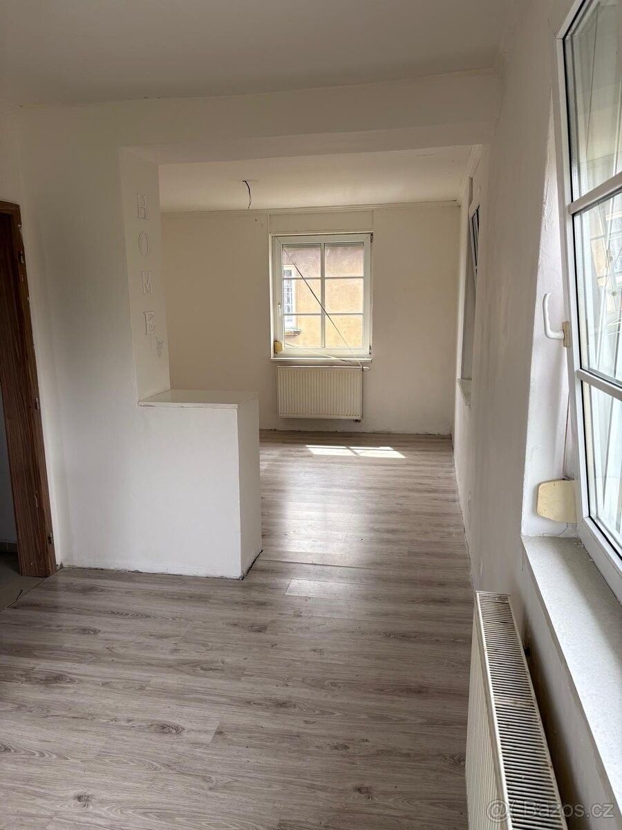 Pronájem byt - Chomutov, 430 03