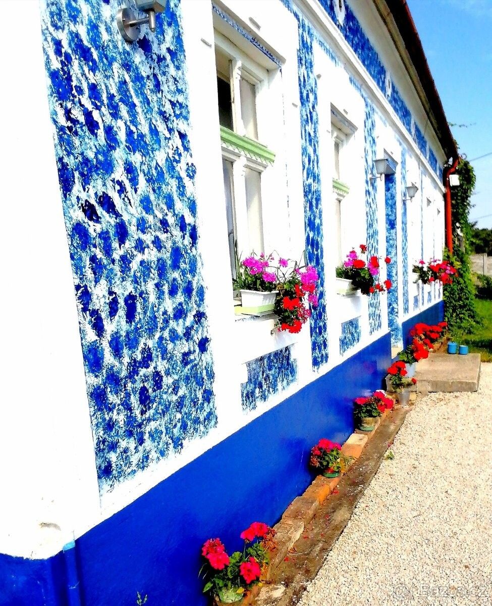 Rodinné domy, 987 65, Slovensko