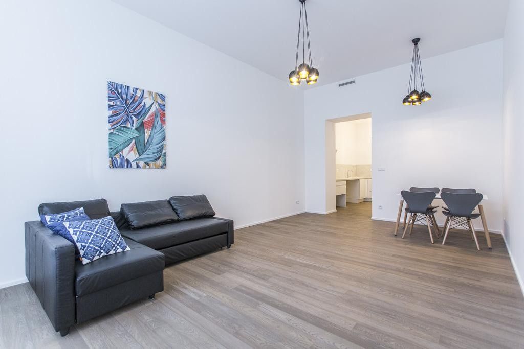 Pronájem byt 2+kk - Opletalova, Praha, 80 m²