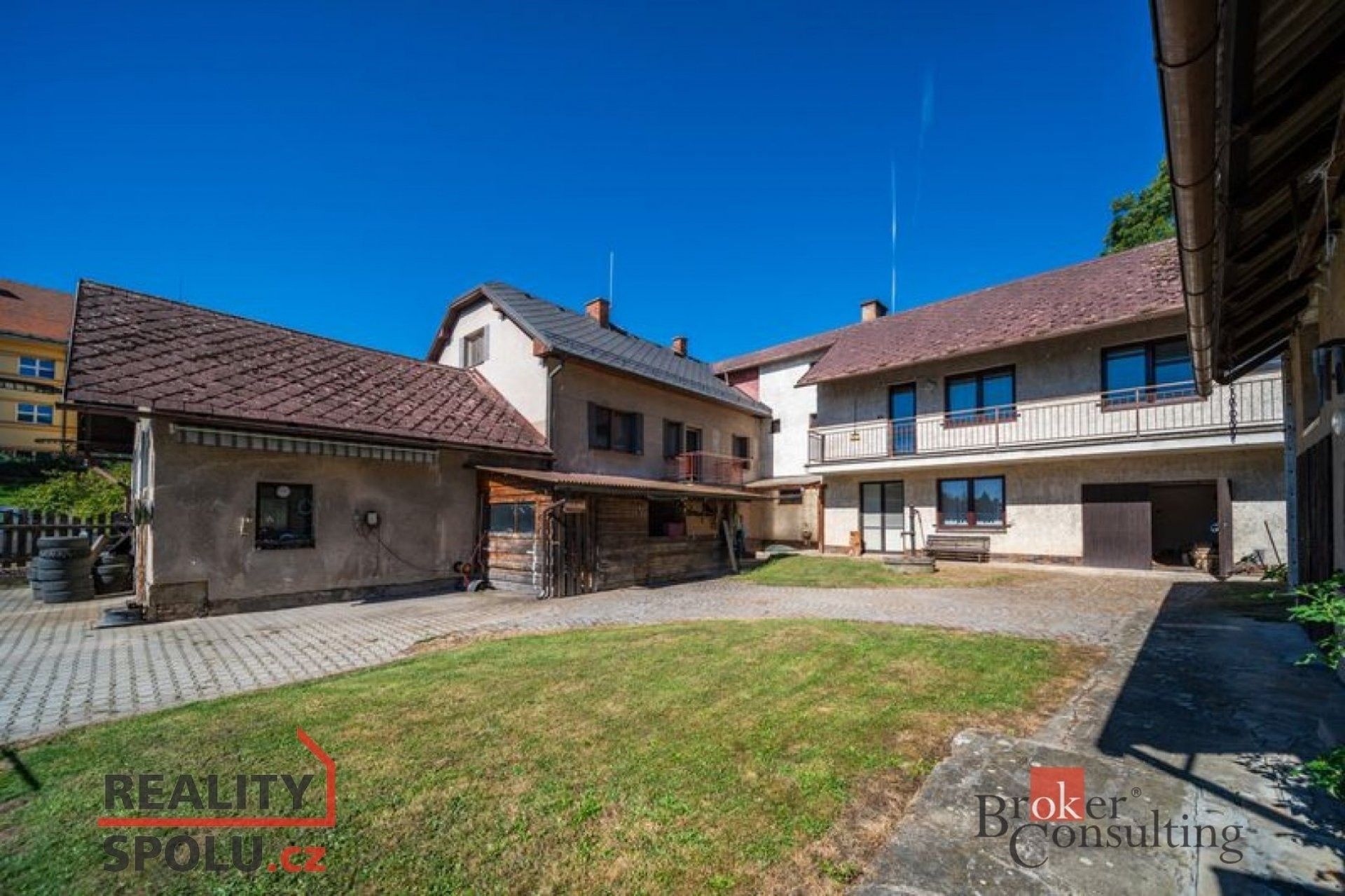 Rodinné domy, Dubenec, 500 m²