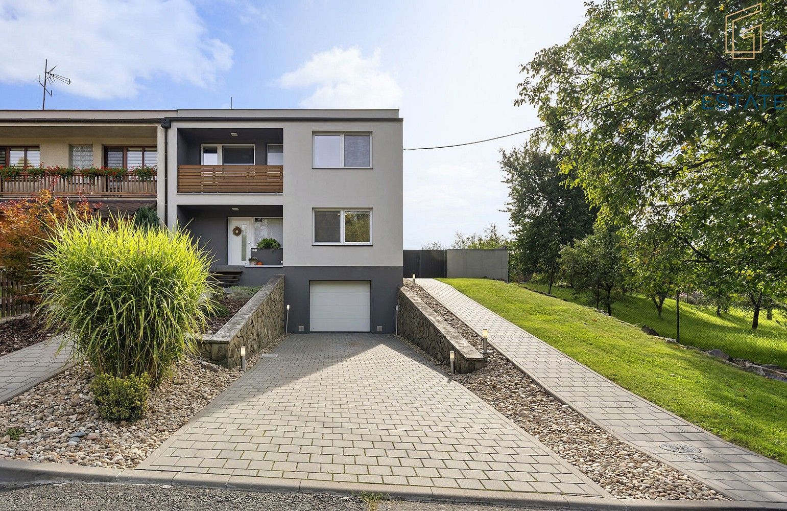 Rodinné domy, Holešov - Dobrotice, okres Kroměříž, 177 m² - 2