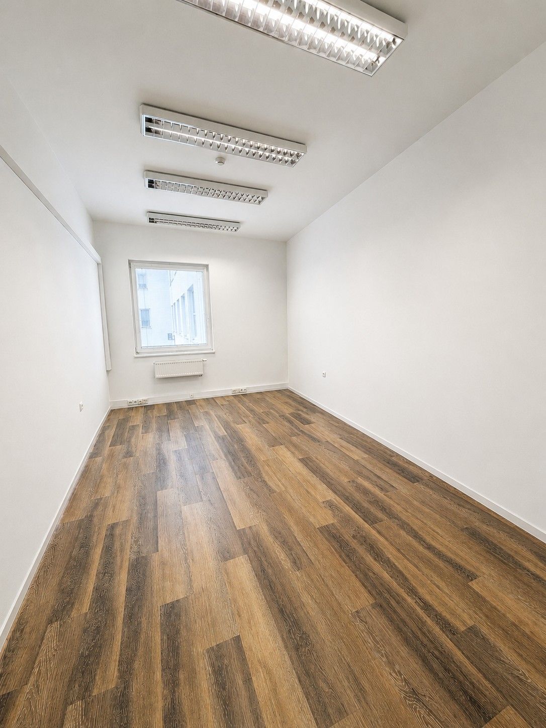 Kanceláře, Bělehradská, Praha, 21 m² - 2