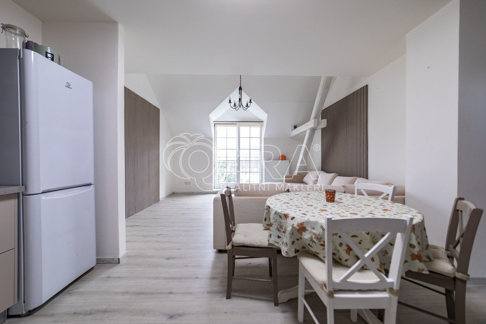 5+kk, Za Dvorem, Holubice, 117 m²