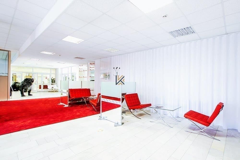 Pronájem kancelář - Roztylská, Praha, 245 m²