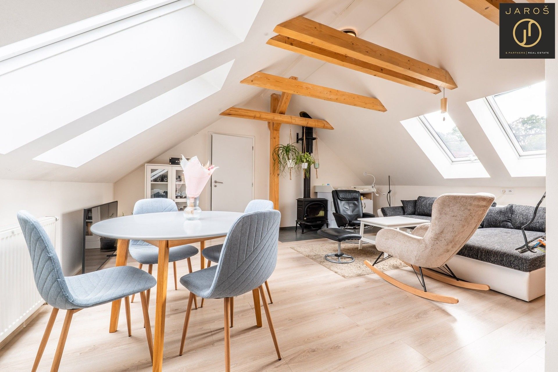Prodej rodinný dům - Hředle, 203 m² - 2