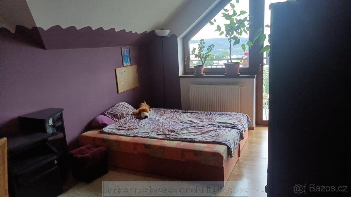 Pronájem byt - Praha, 153 00