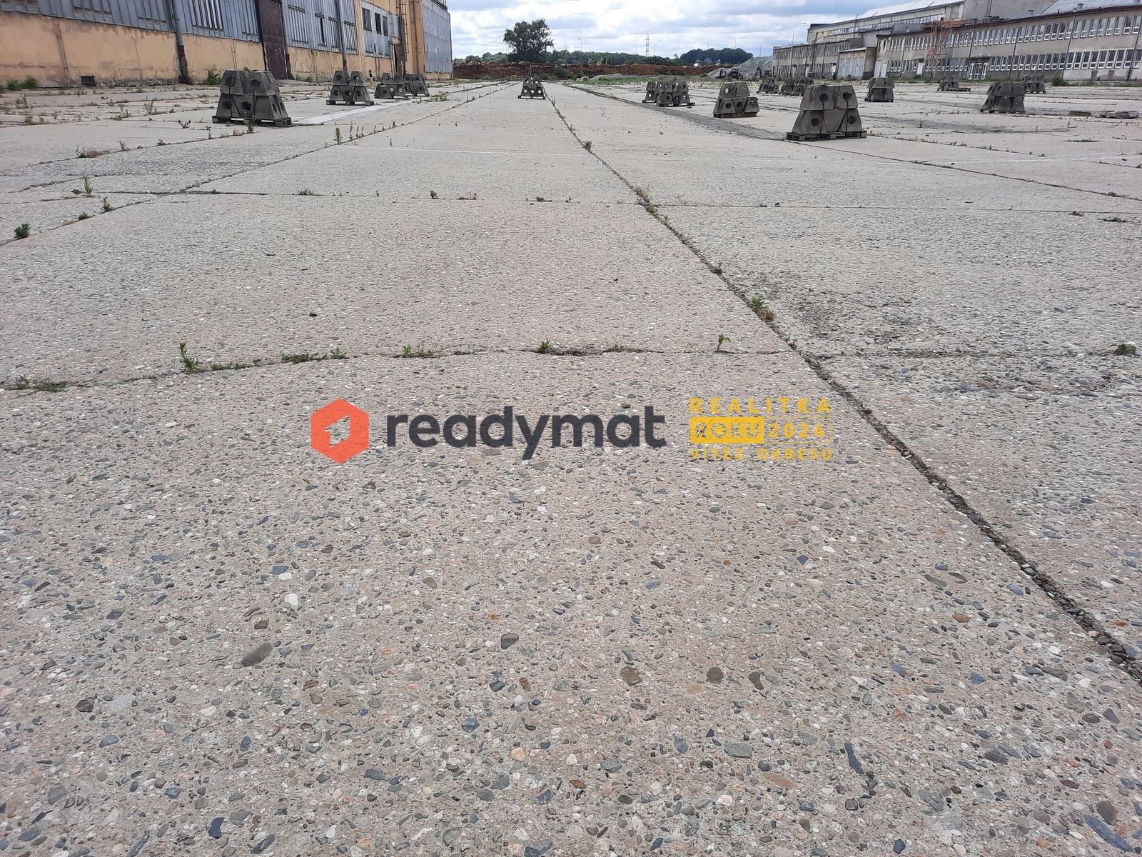 Pronájem komerční - Hodonín, 8 m²