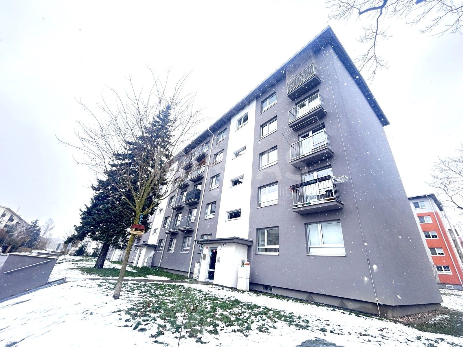 2+kk, Spojovací, Milovice, 32 m²