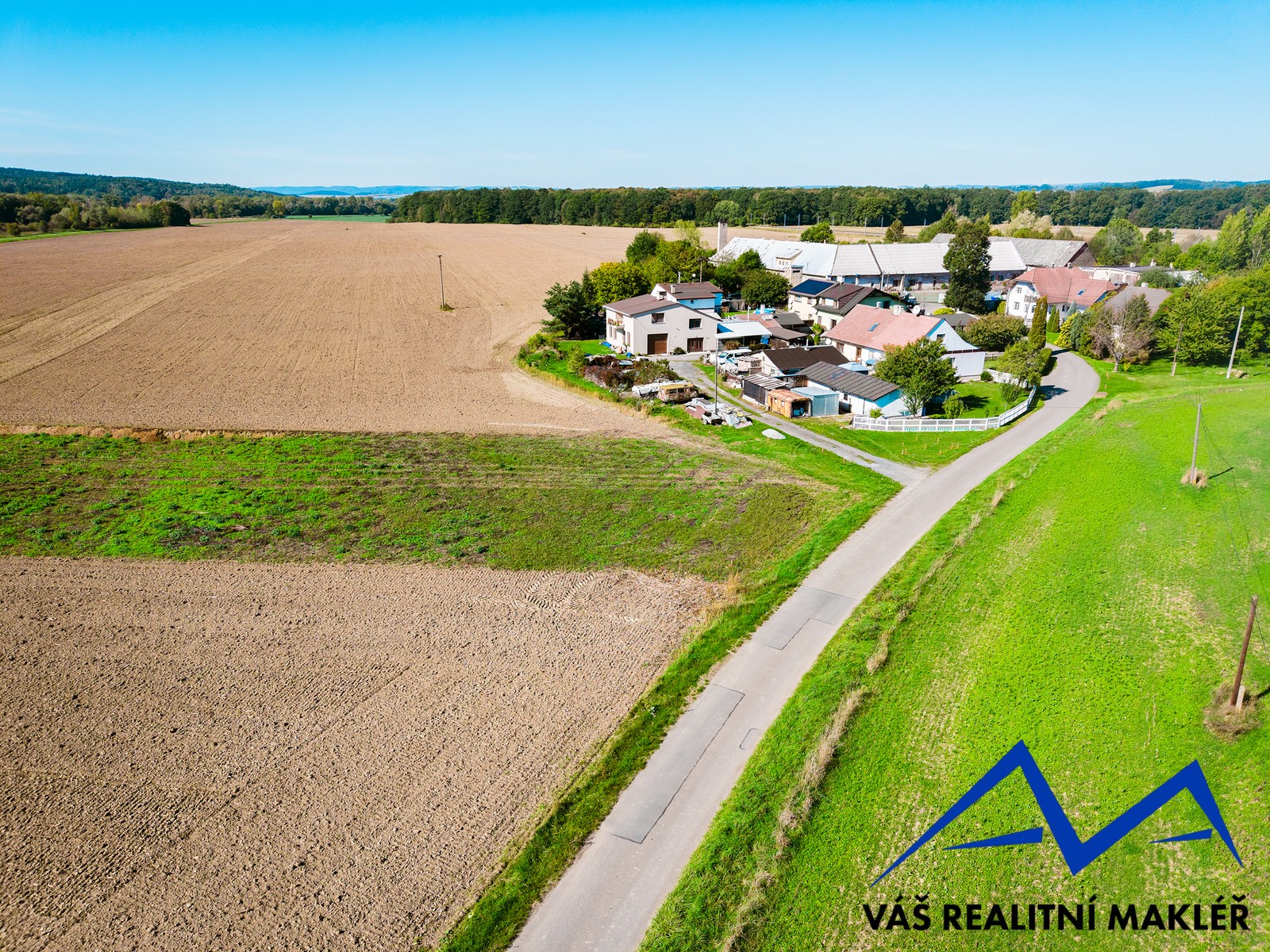 Prodej pozemek pro bydlení - Choryně, 900 m² - 1