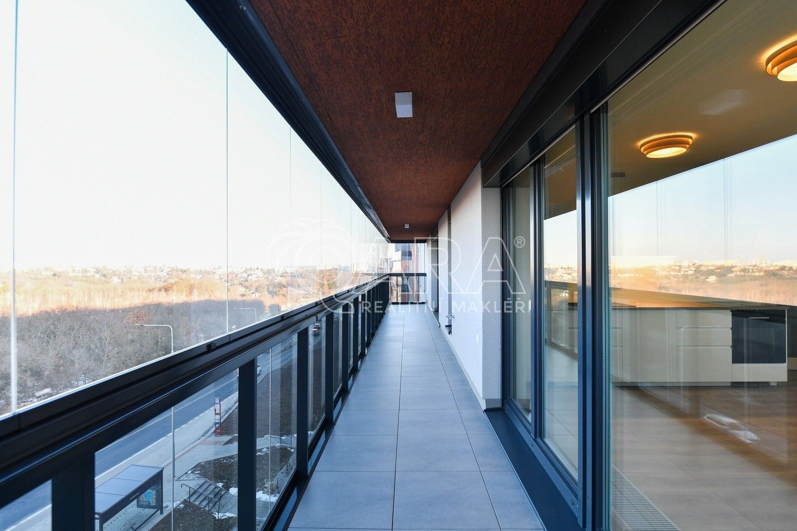 Pronájem byt 2+kk - Výstavní, Praha, 47 m²