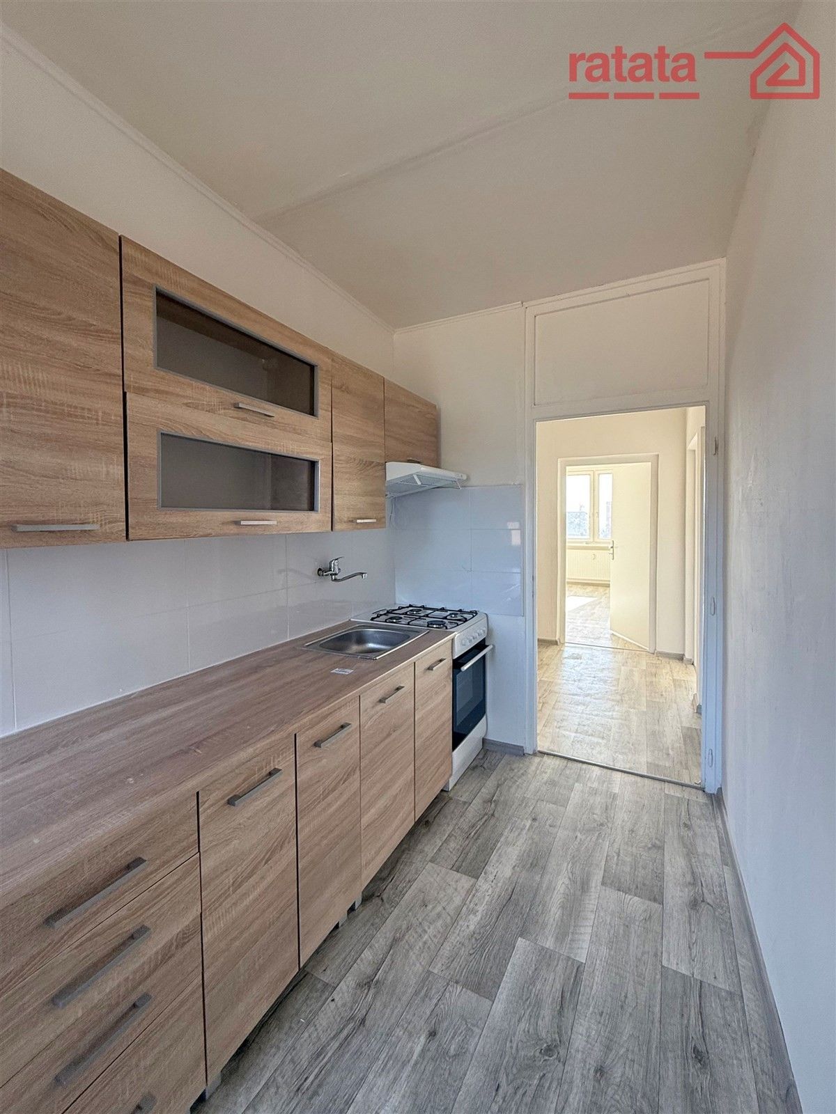 3+1, Školní pěšina 5095, Chomutov, 76 m²