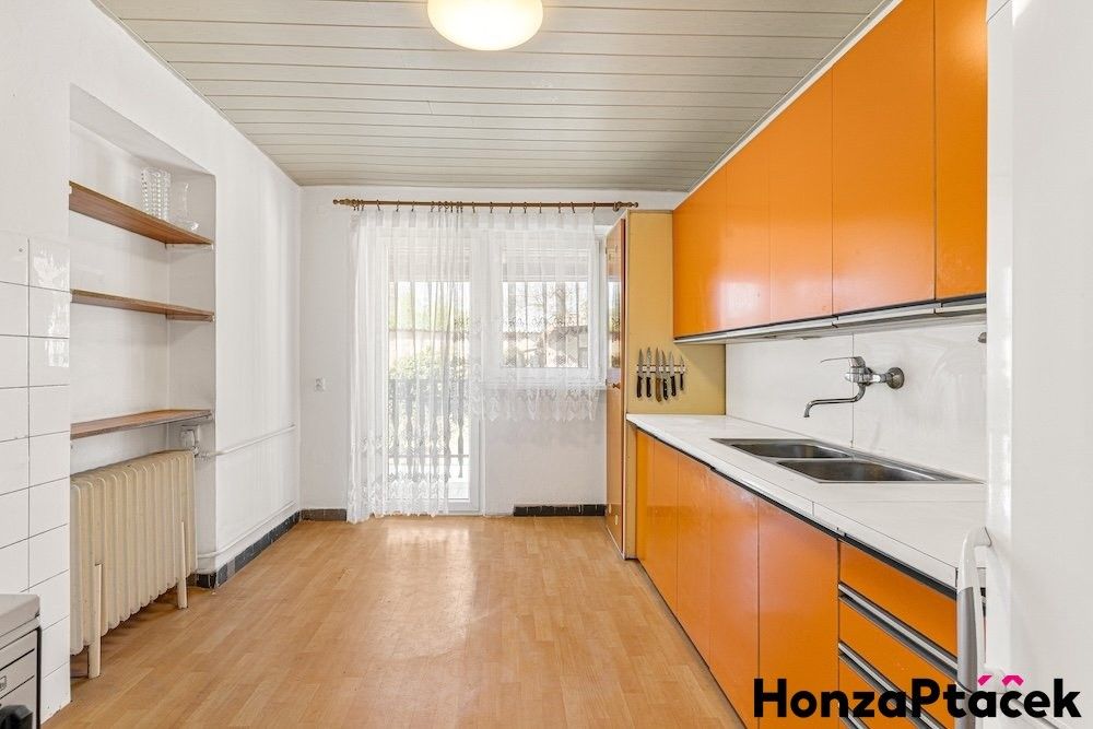 Rodinné domy, Škvorecká 1187, Úvaly, 237 m² - 2