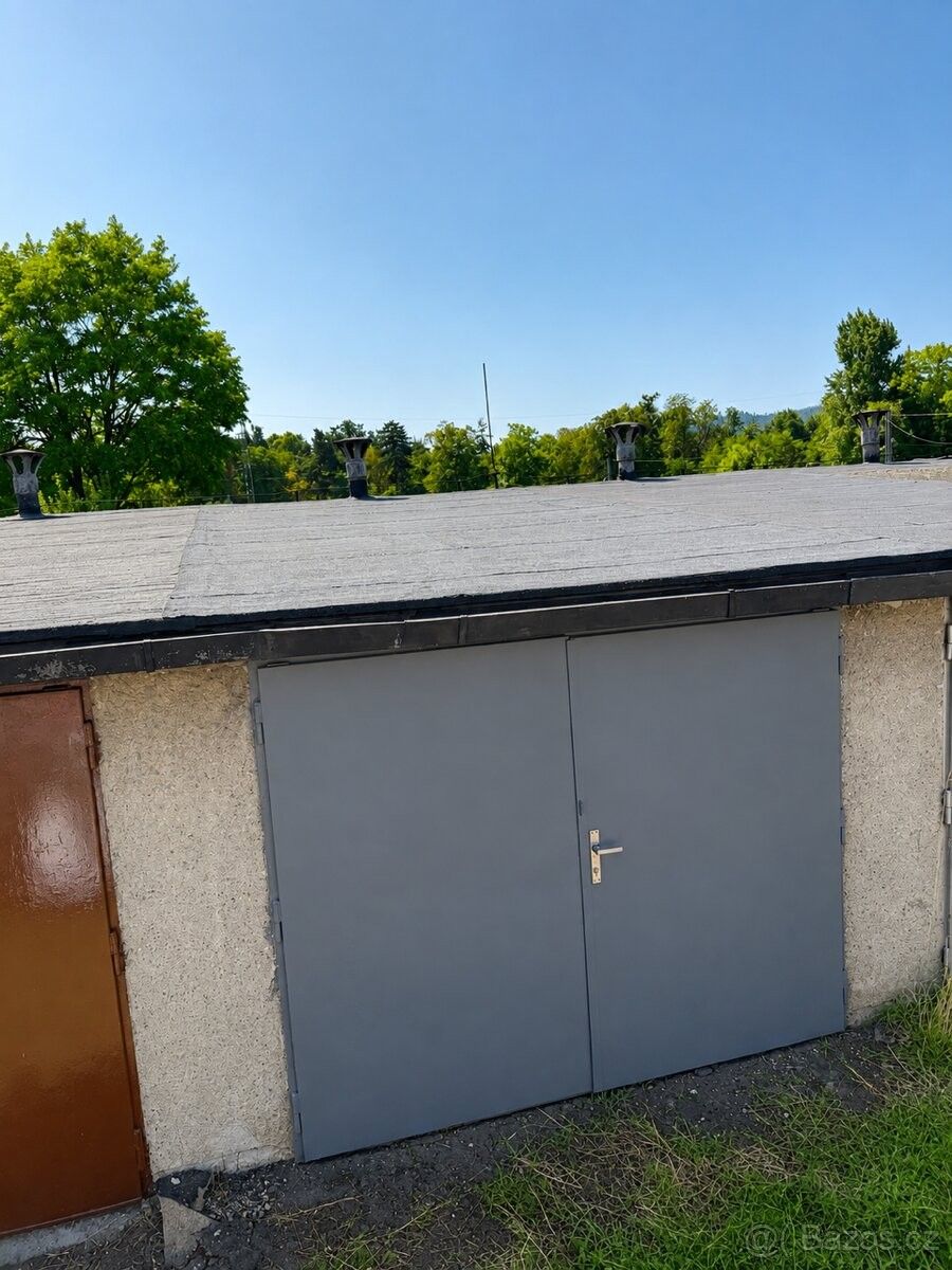 Garáže, Valašské Meziříčí, 757 01 - 2