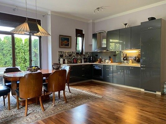 Prodej vila - Ondříčkova 2143/32, Karlovy Vary, 245 m²