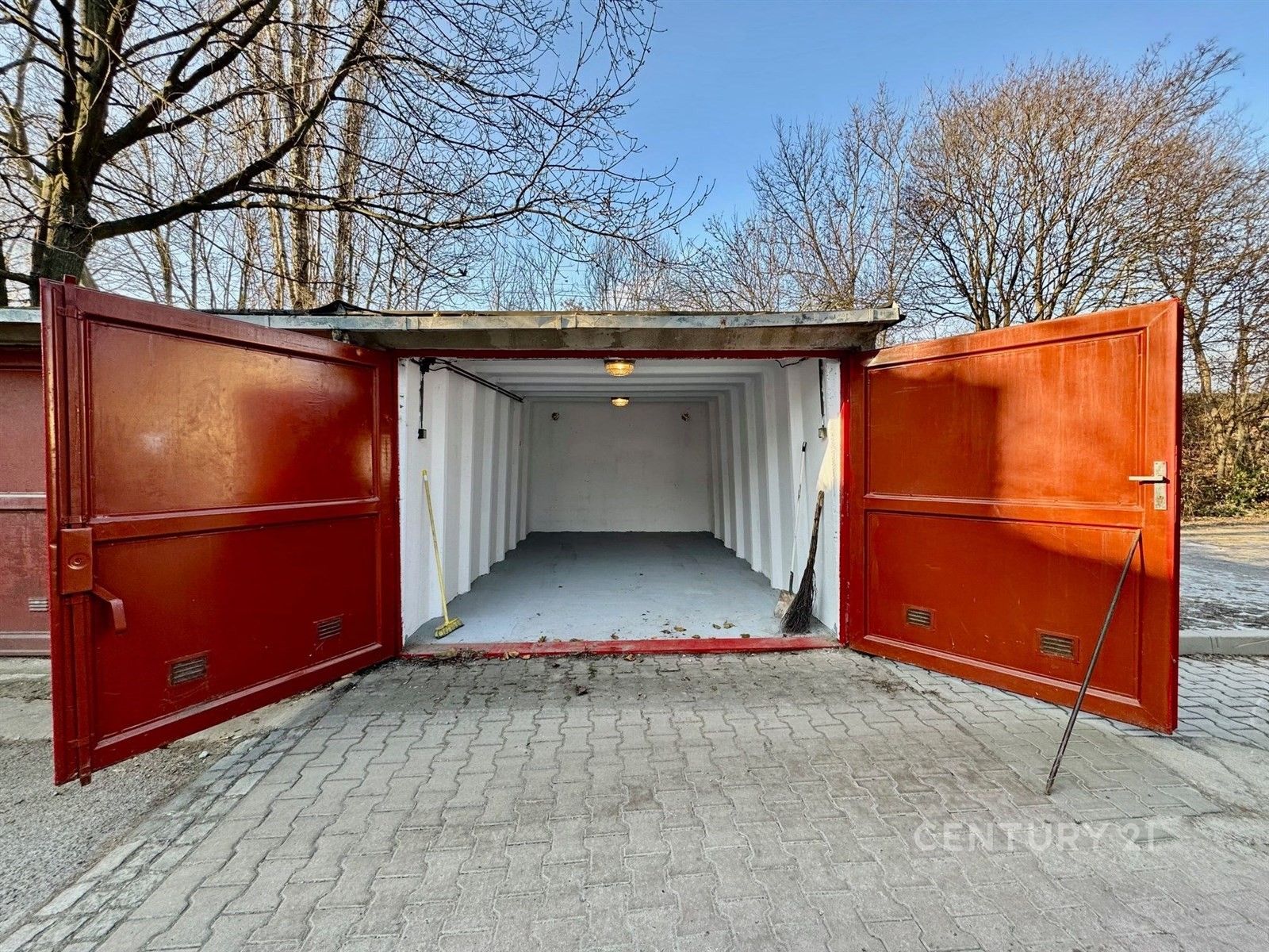 Garáže, Židenice, Brno, 18 m²