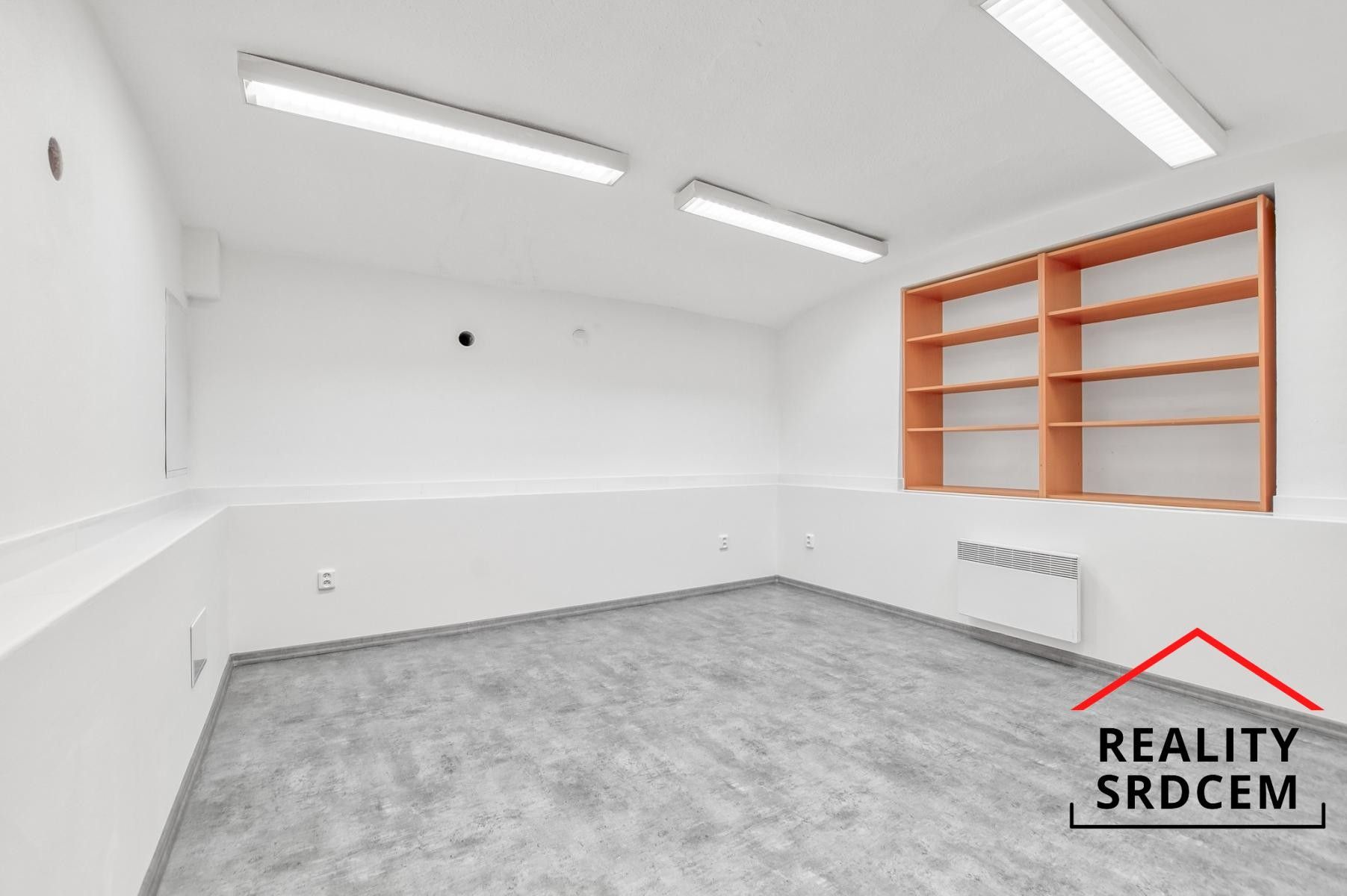 Kanceláře, tř. T. G. Masaryka, Frýdek-Místek Frýdek, 52 m² - 1