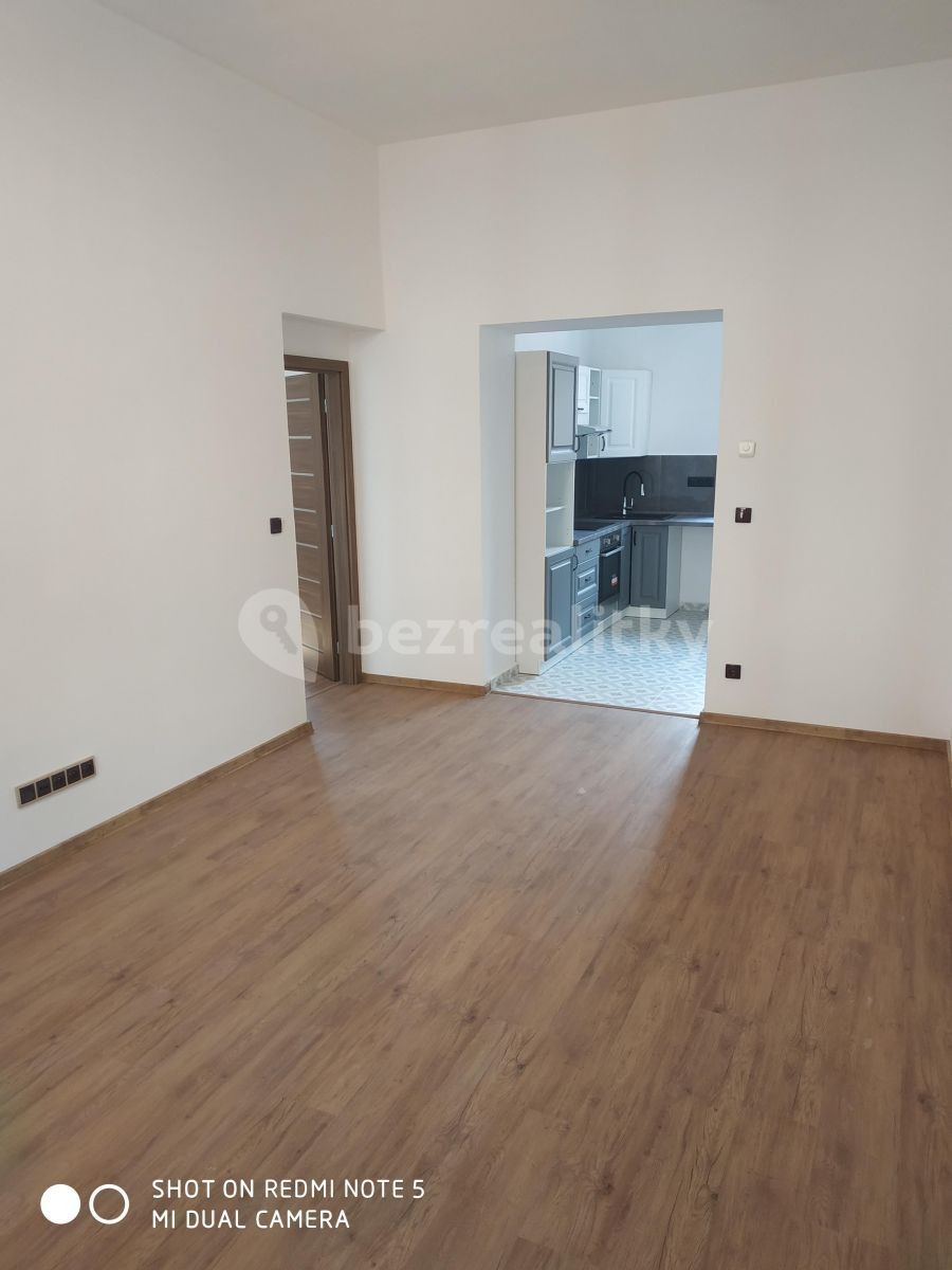 Pronájem byt 4+1 - Nádražní, Sedlčany, Středočeský kraj, 100 m² - 2