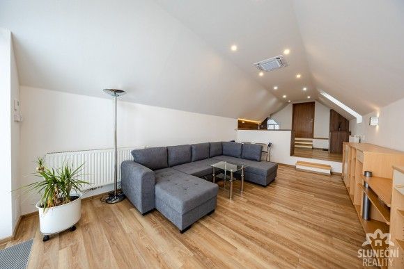 Byty, Bílovice u Uherského Hradiště, 687 12