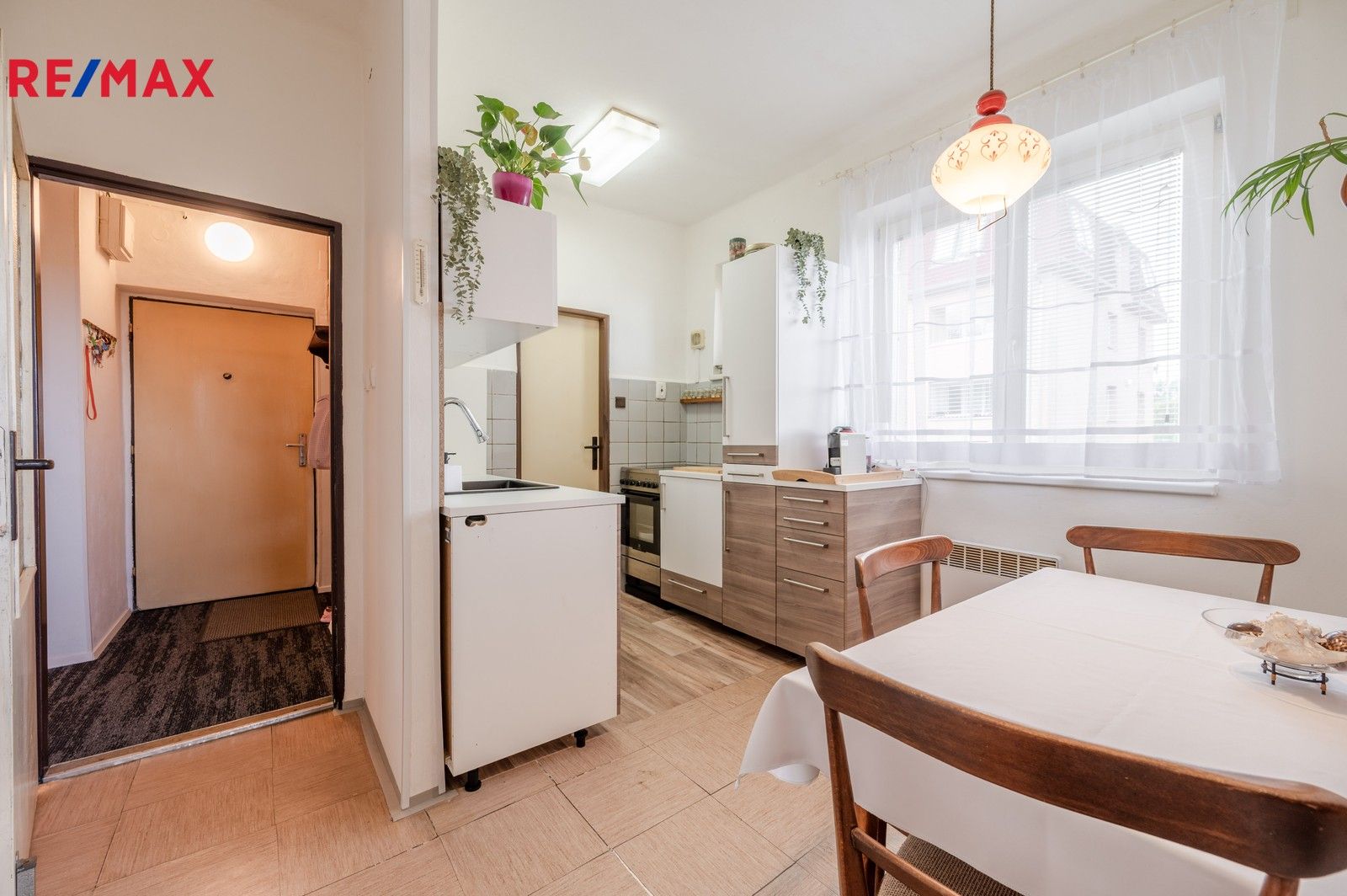 4+1, K Bytovkám, Horoměřice, 94 m²