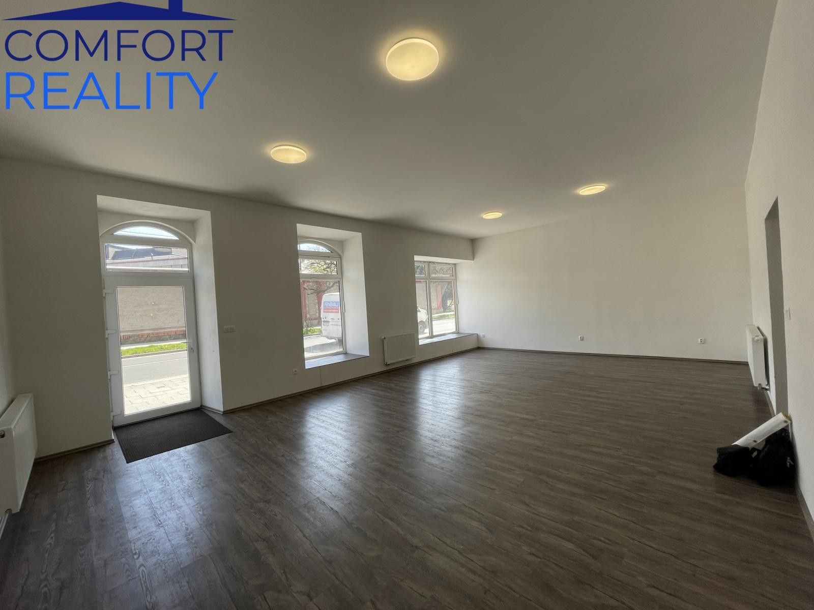 Obchodní prostory, Olomoucká, Opava, 220 m² - 2