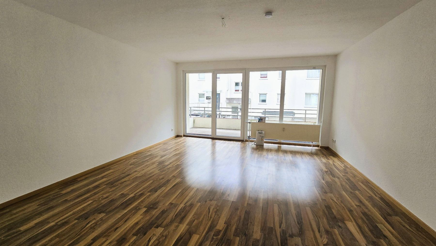 3+1, Langerfelder Straße 119 Wuppertal Langerfeld Nordrhein-Westfalen 42389, 92 m² - 1