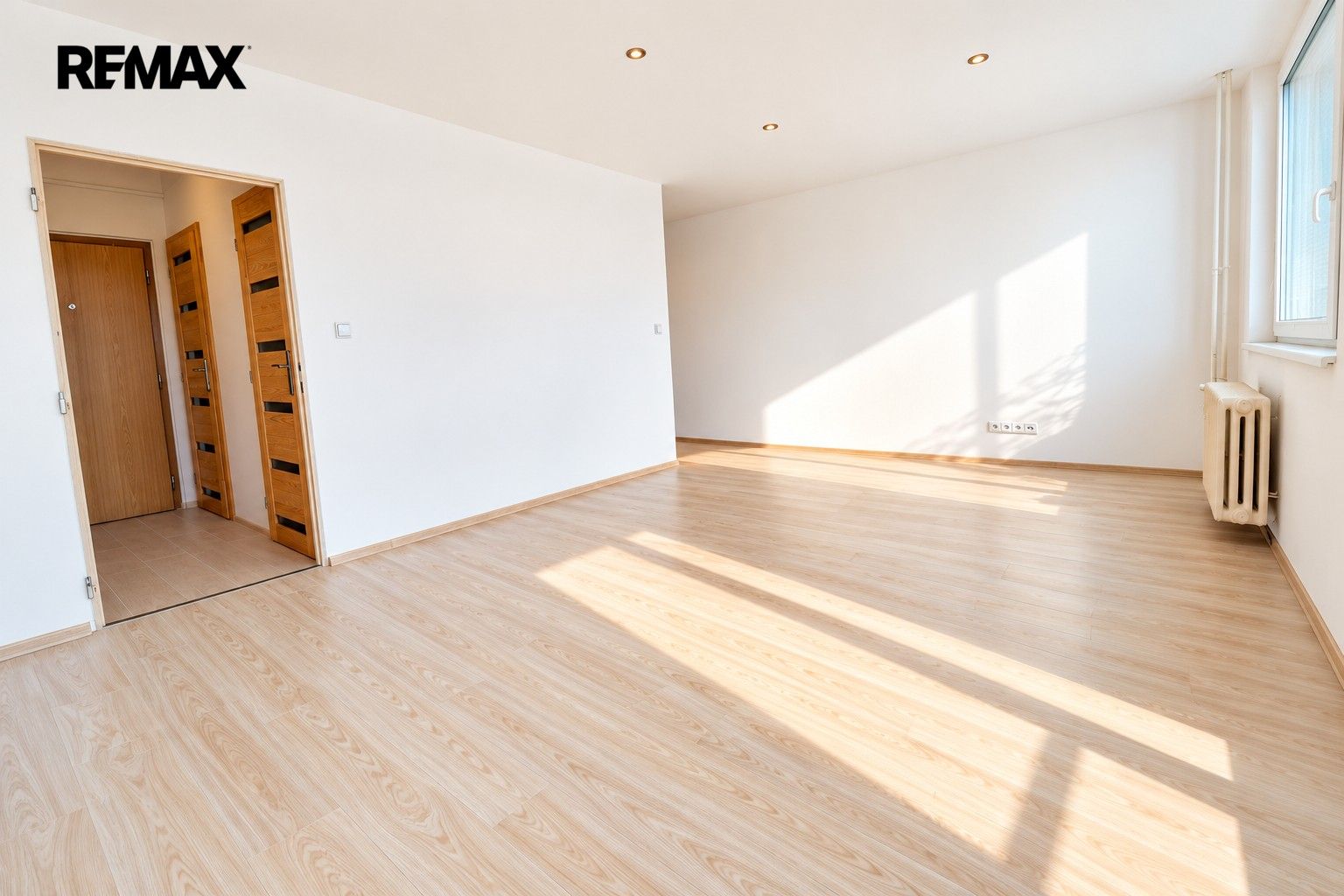 1+kk, Doležalova 1046, Praha Černý Most, 34 m² - 2
