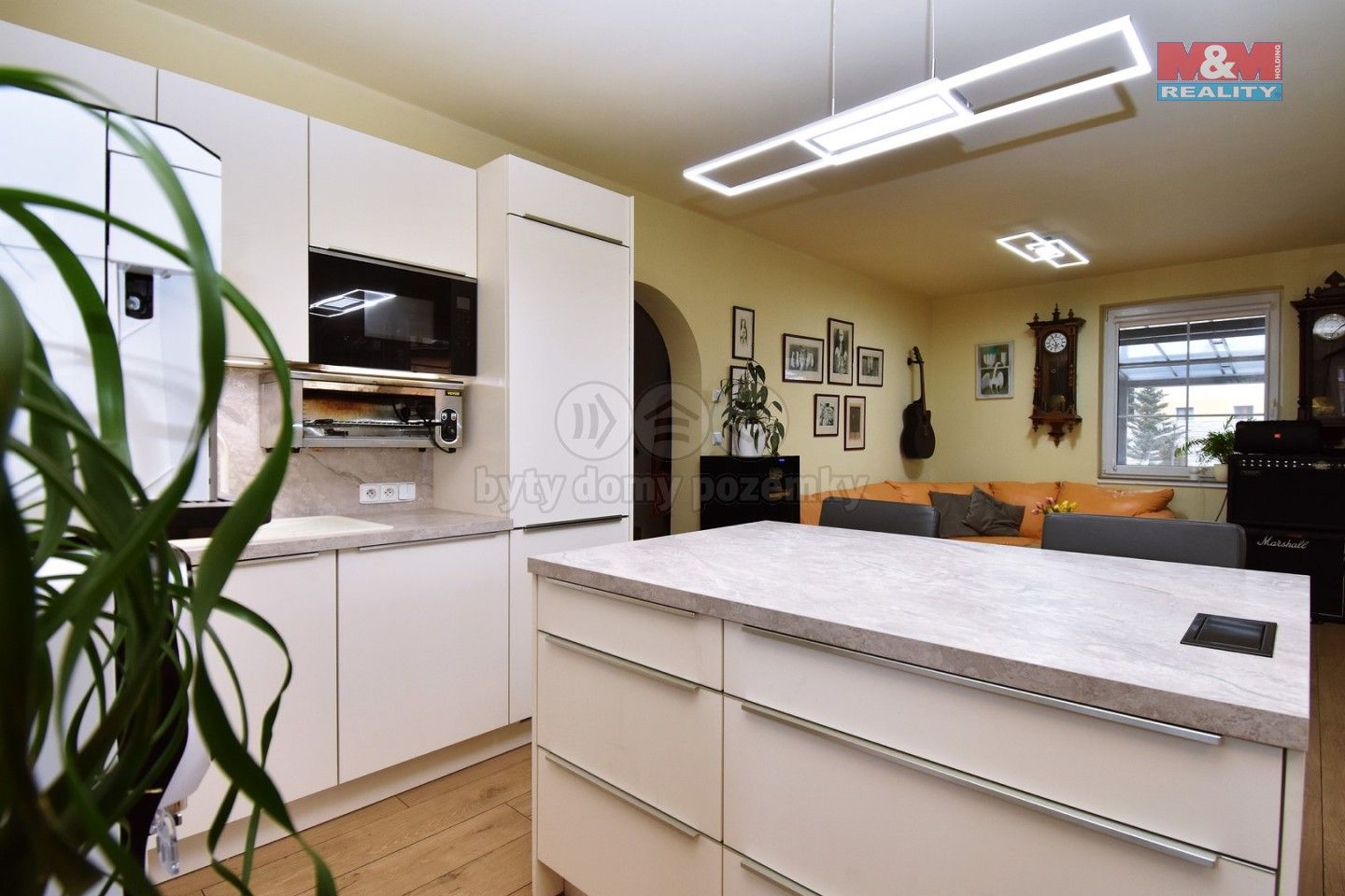 Prodej rodinný dům - Hlavní, Měšice, 200 m² - 5