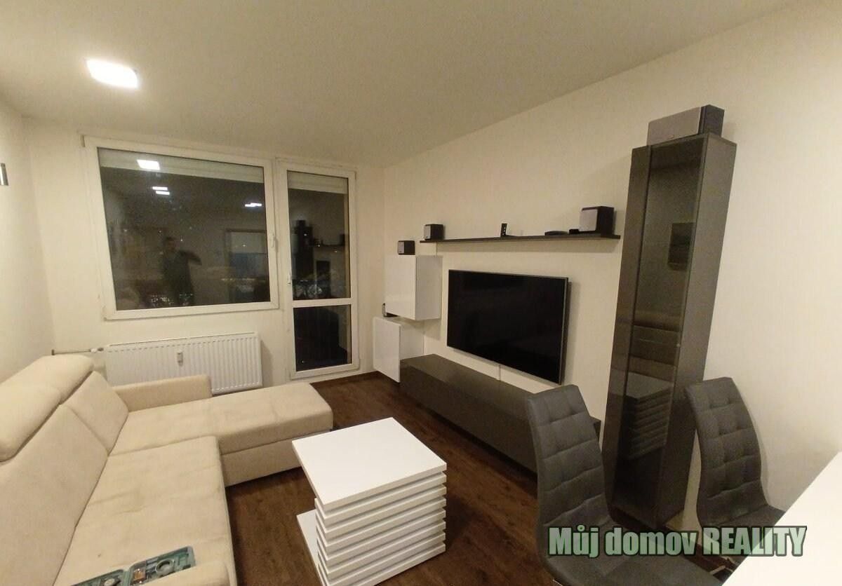 2+kk, Frýdlantská, Praha, 4 m²