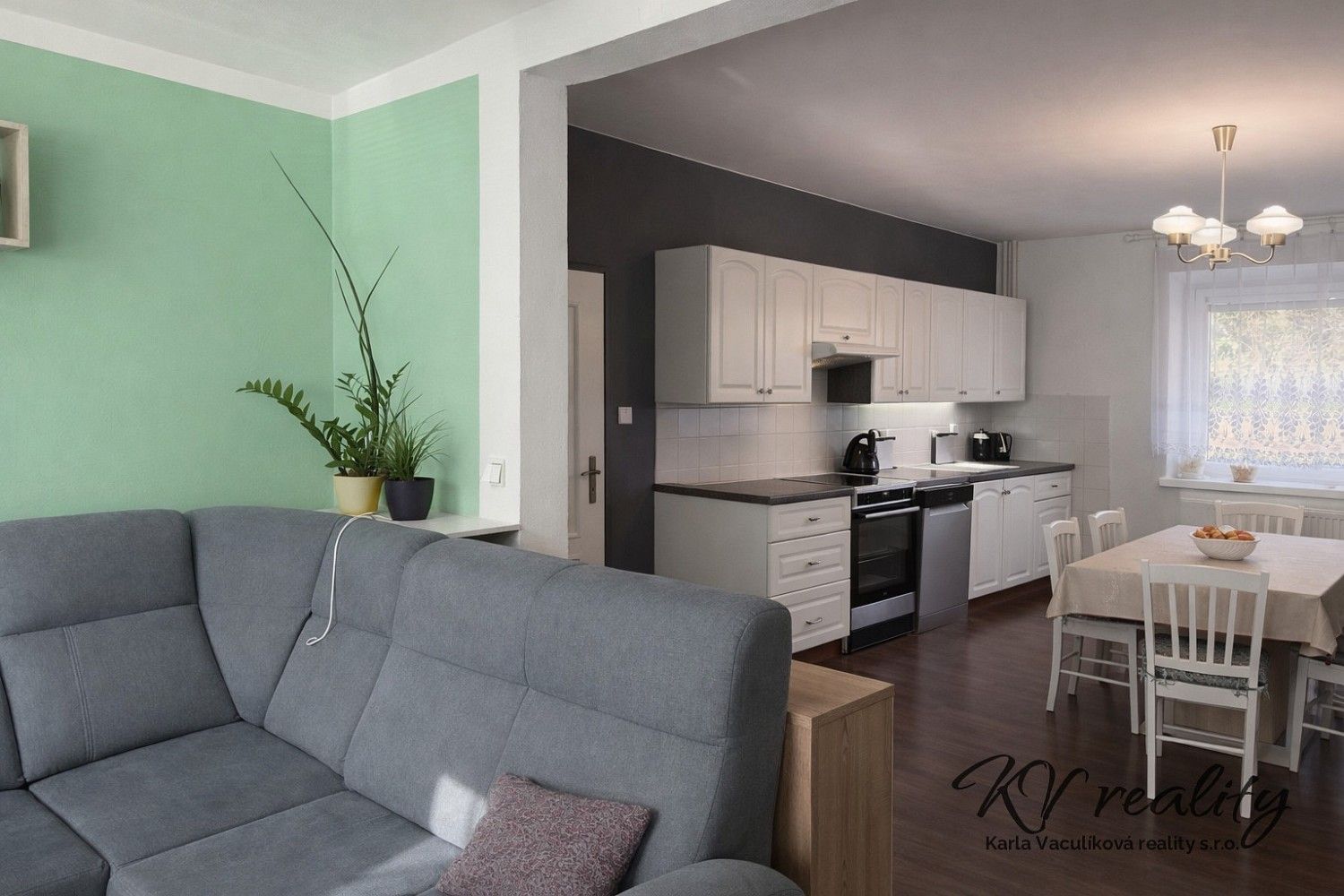 Prodej rodinný dům - Dešná, okres Zlín, 232 m² - 5