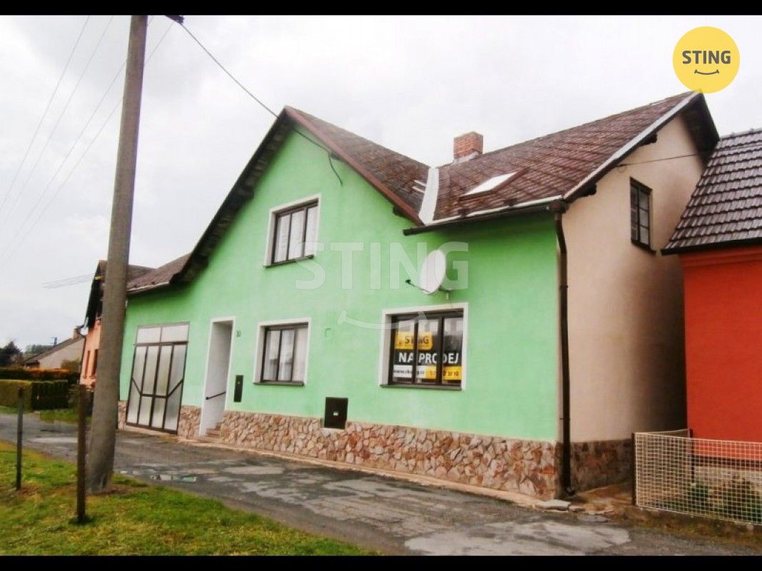 Rodinné domy, Staré Město, 200 m² - 1