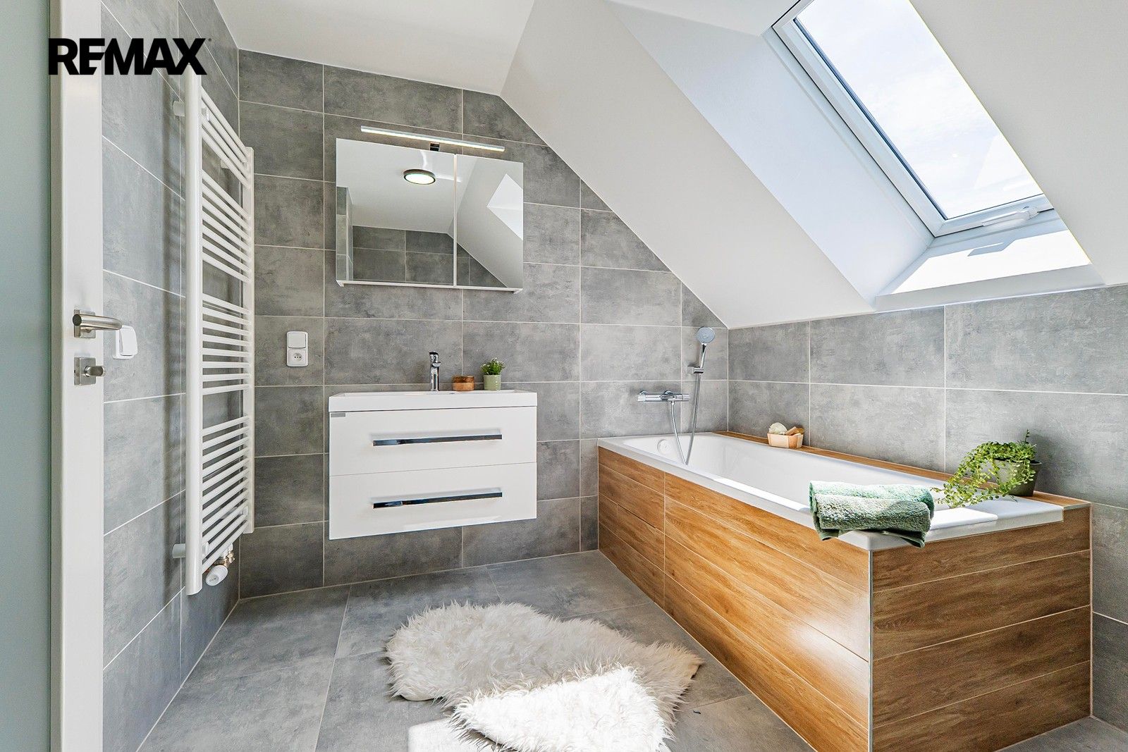 Prodej rodinný dům - Bukovany, 120 m² - 5
