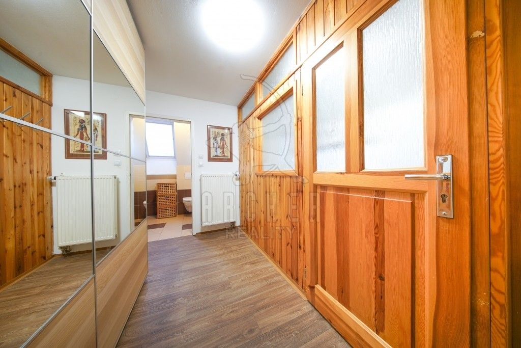 Prodej rodinný dům - Kamýcká 126, Praha, 324 m²