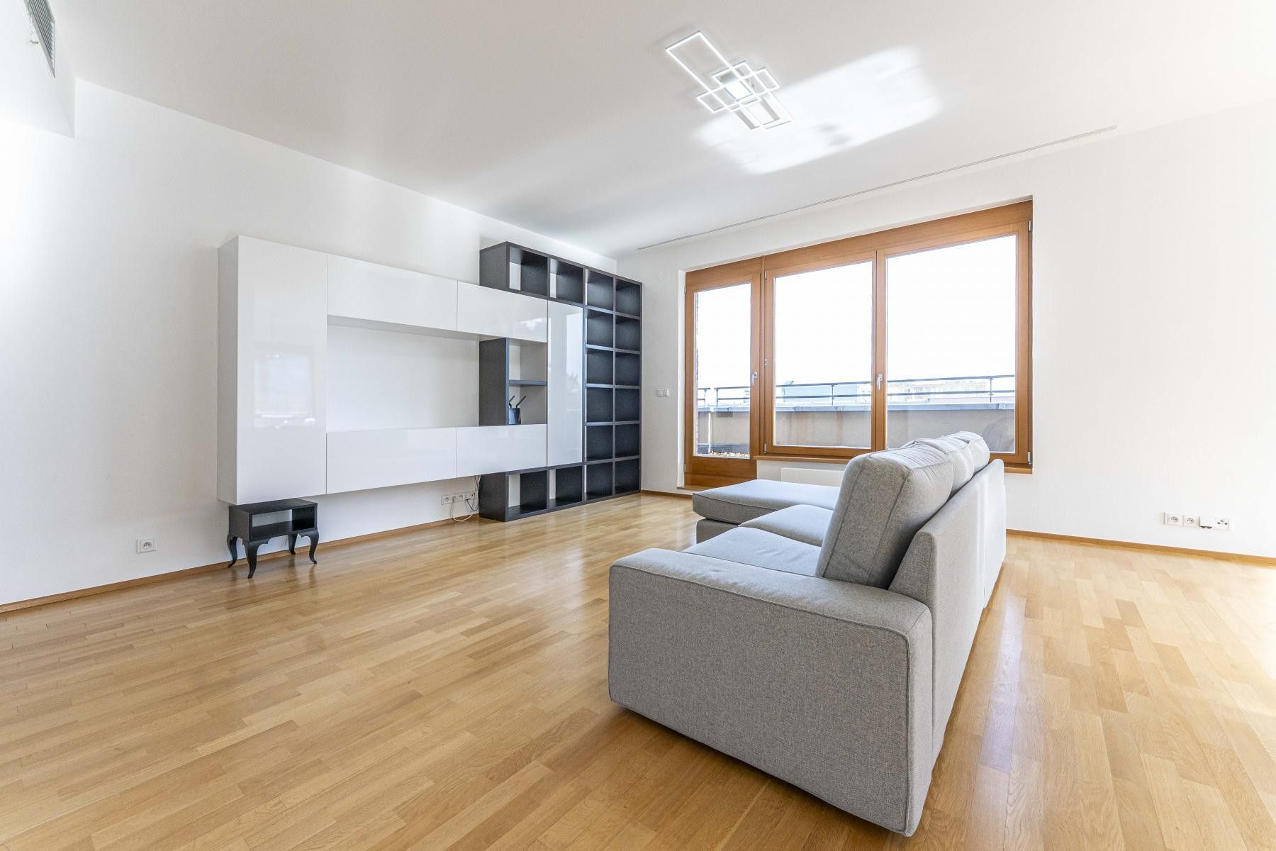 Pronájem byt 4+kk - Na okraji, Praha, 153 m²