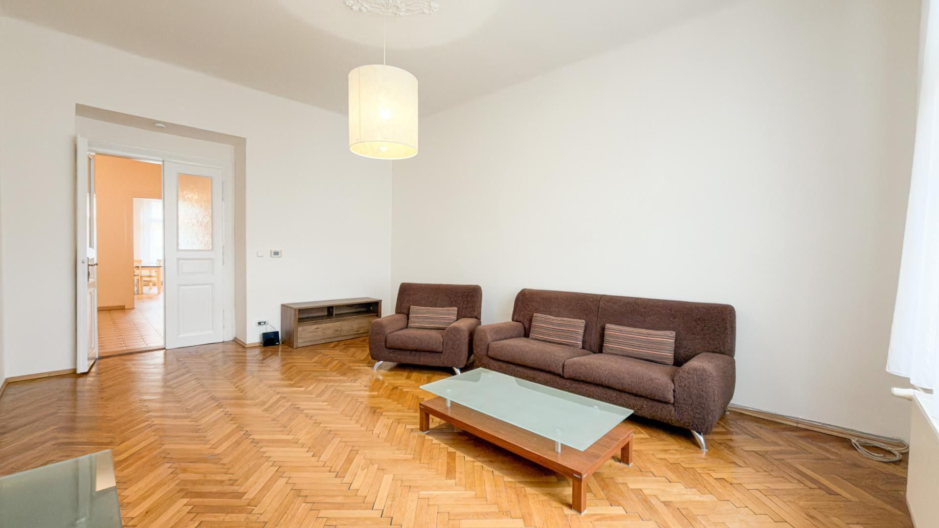 2+1, Lucemburská, Praha, 85 m² - 2