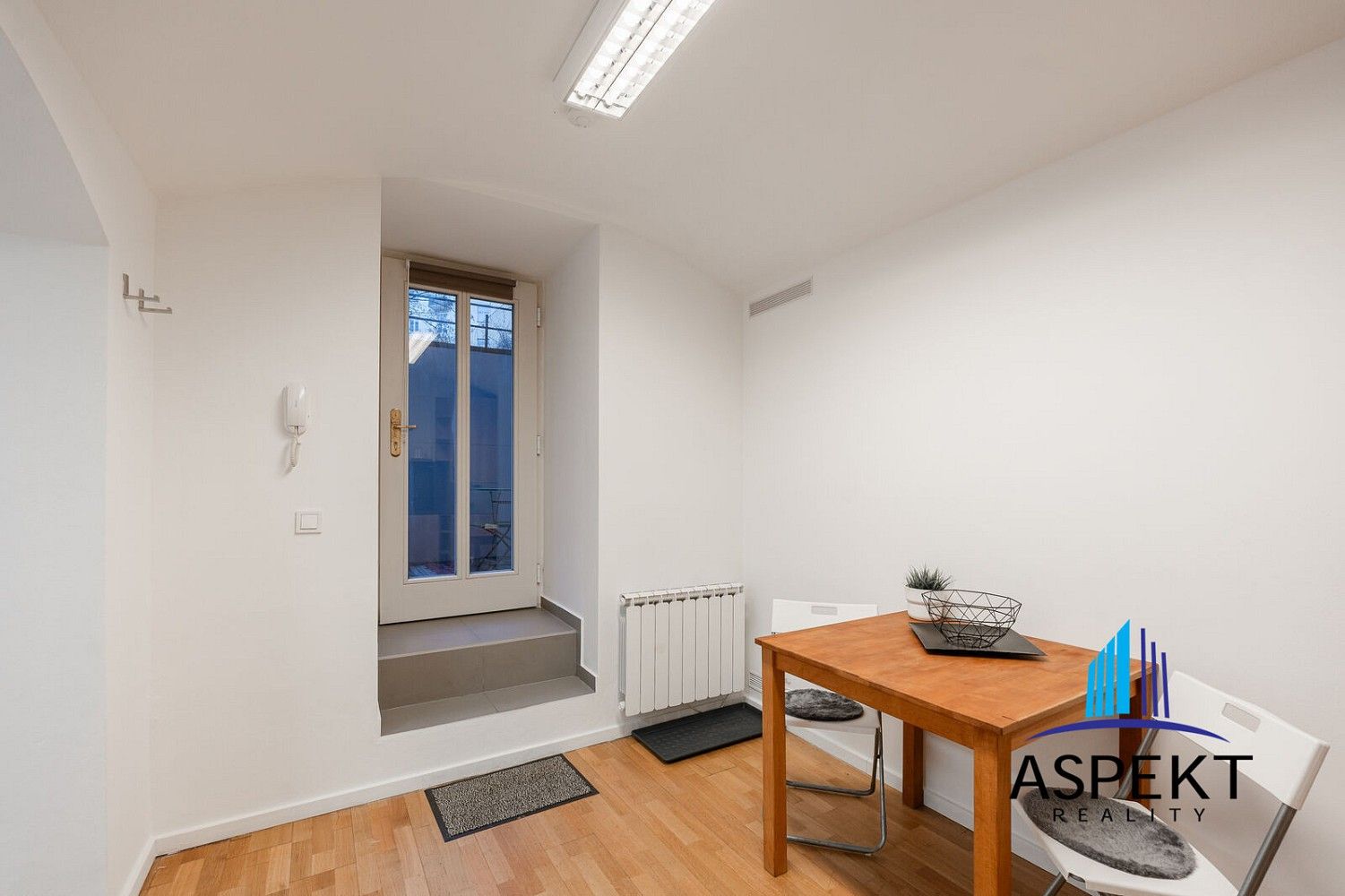 Pronájem byt 1+kk - Ondříčkova, Praha 3 - Žižkov, 32 m² - 5