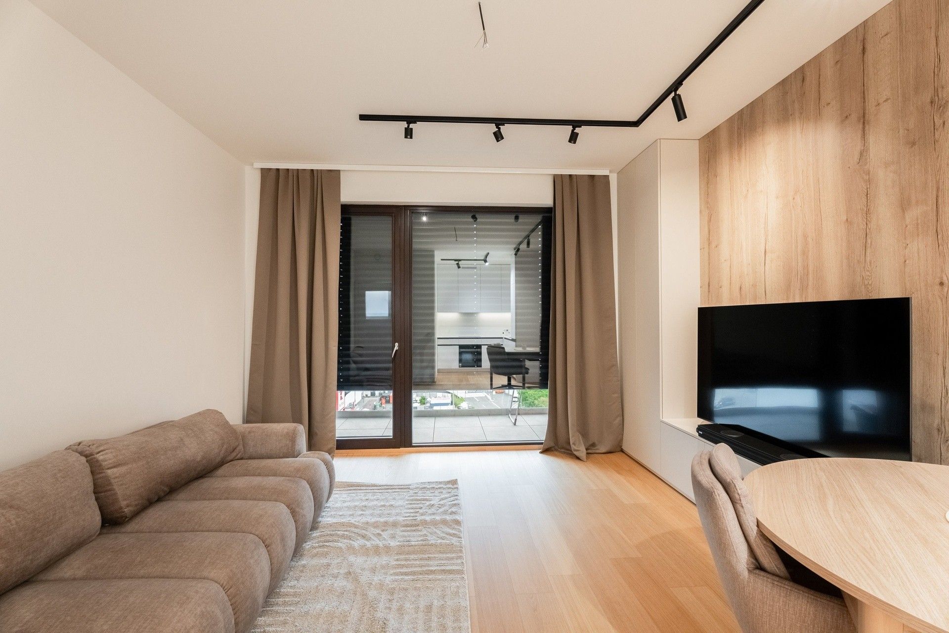 2+kk, V třešňovce,Hrdlořezy,Praha, 53 m² - 1