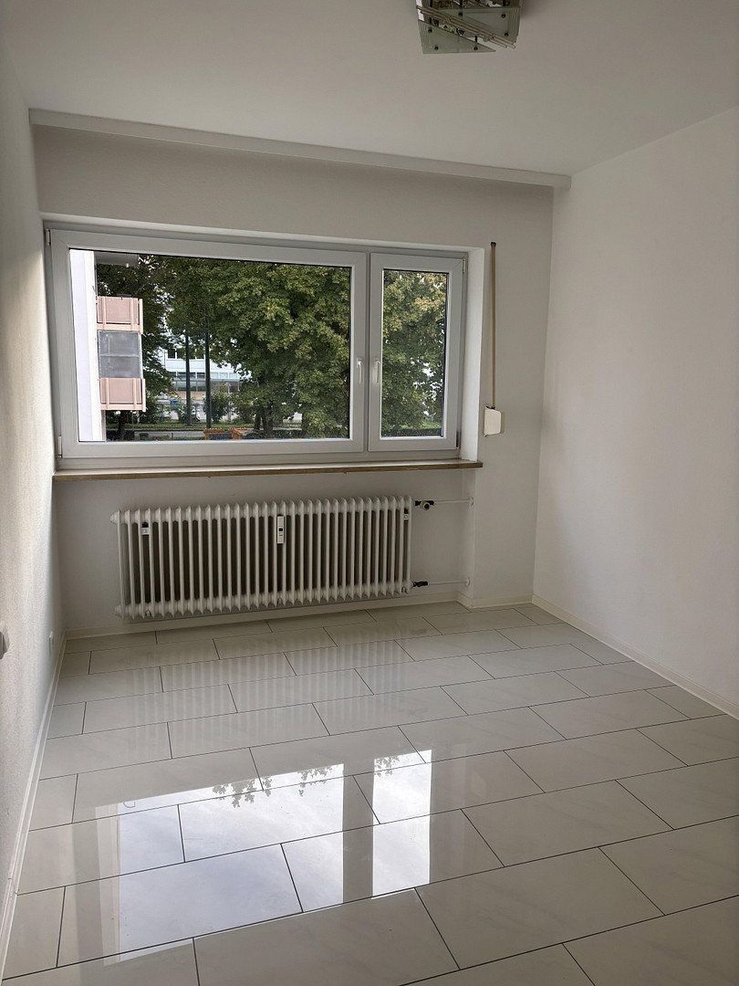 Byt 2+1 · 59 m² · Berliner Allee 56 Augsburg Innenstadt Bayern 86153 - 3