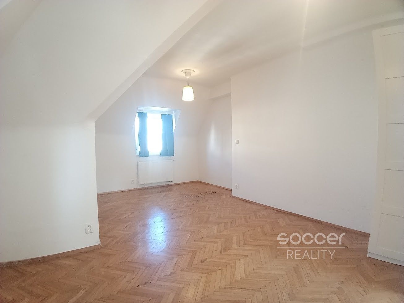 2+kk, Pravá, Praha, 50 m²