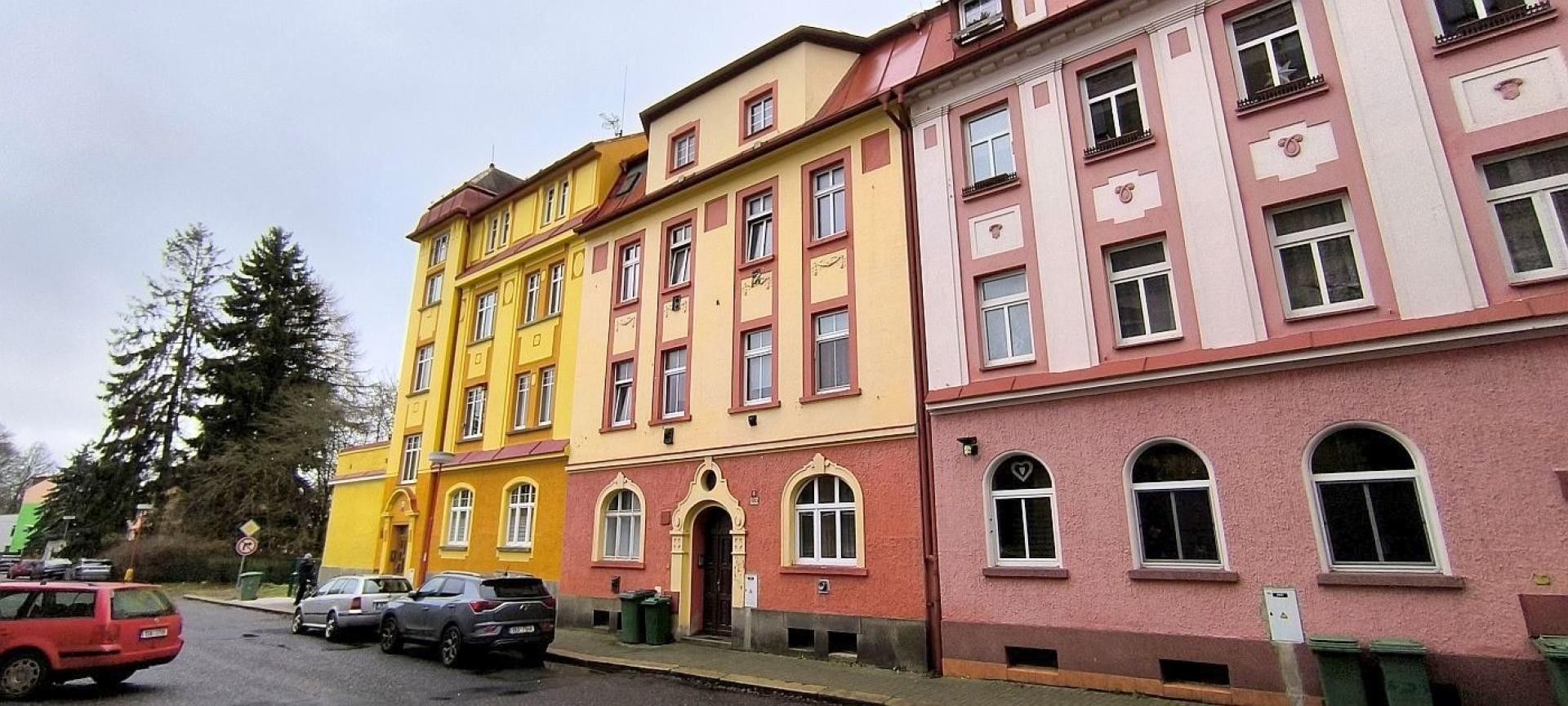 1+1, Tovární, Aš, 35 m²