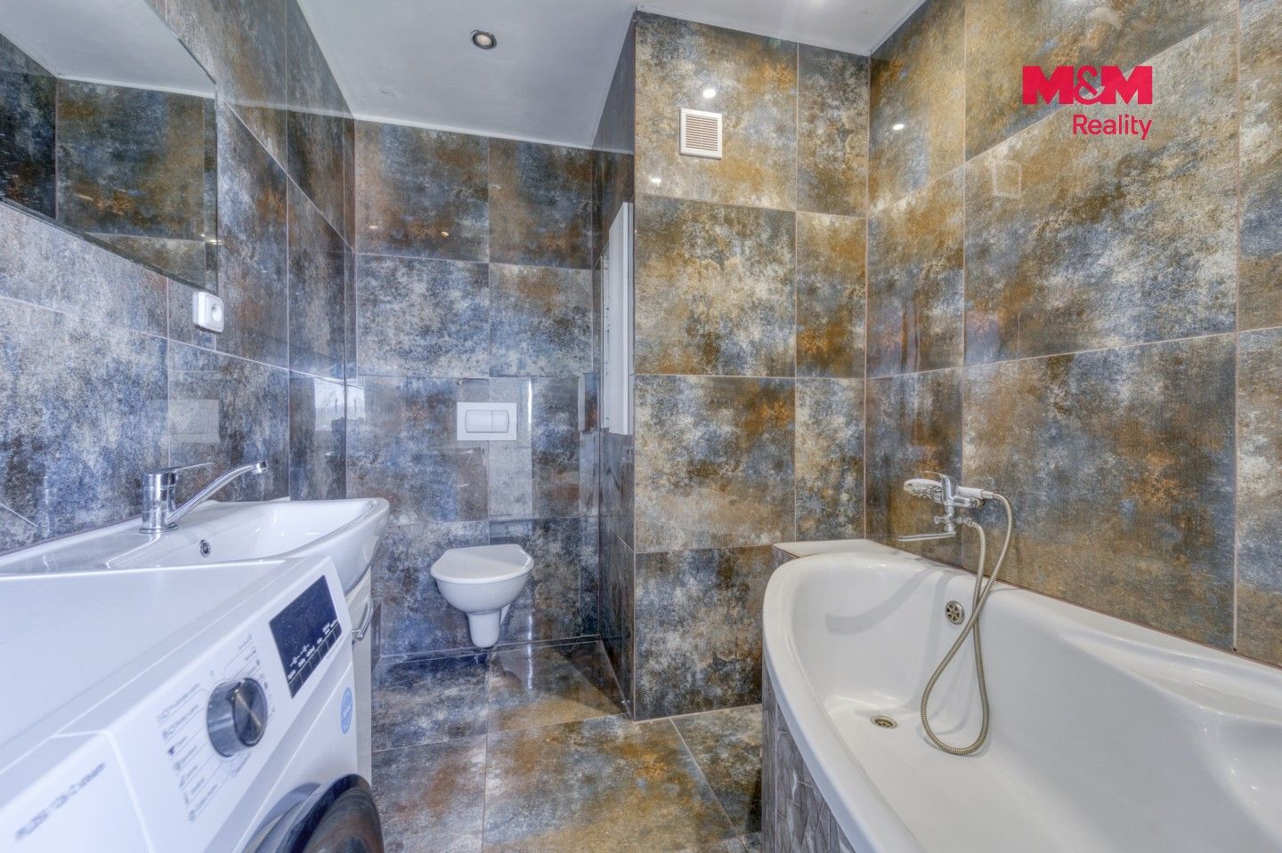 Byt 3+1 · 65 m² · Marie Majerové, Sokolov - 3